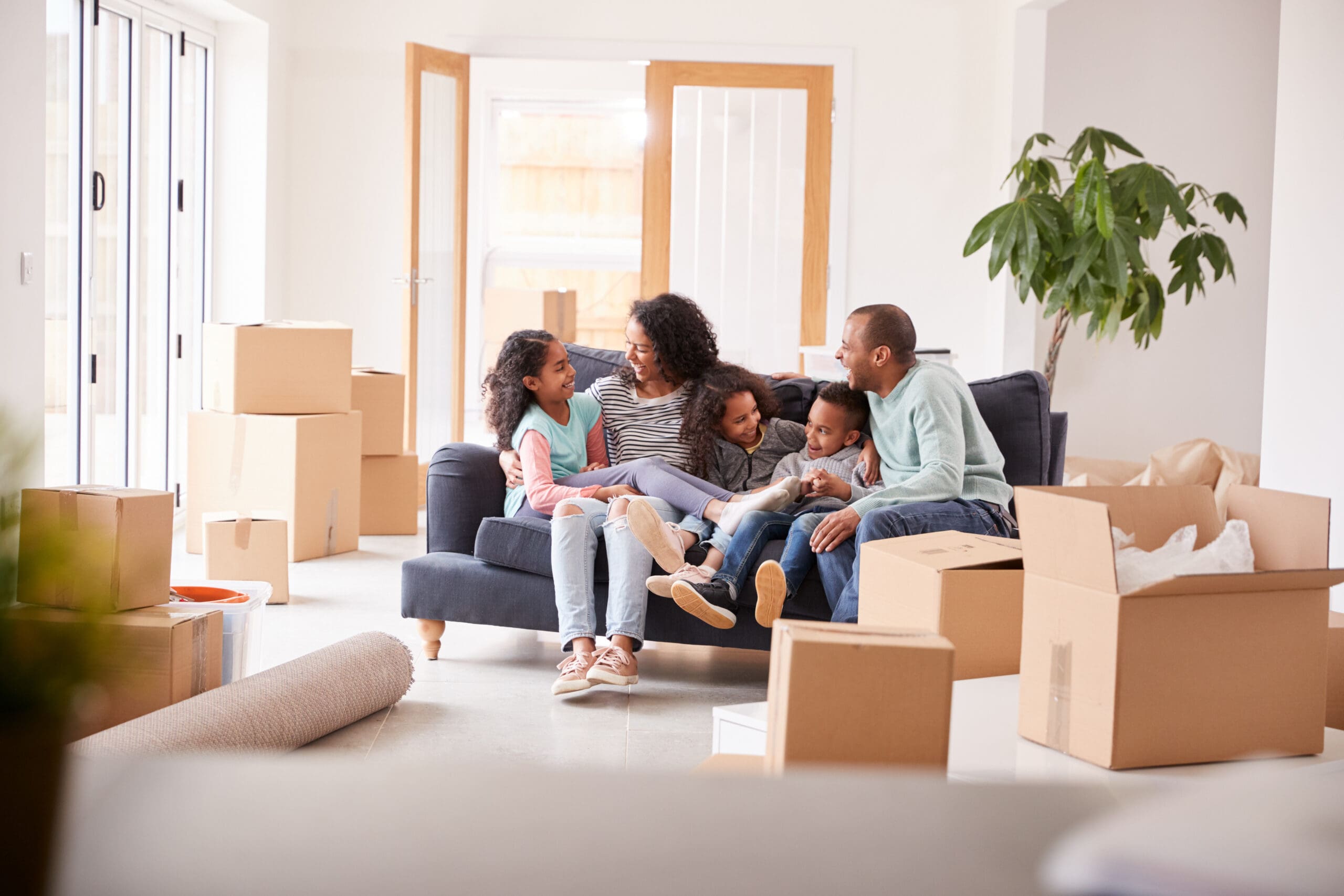 family_moving_happy